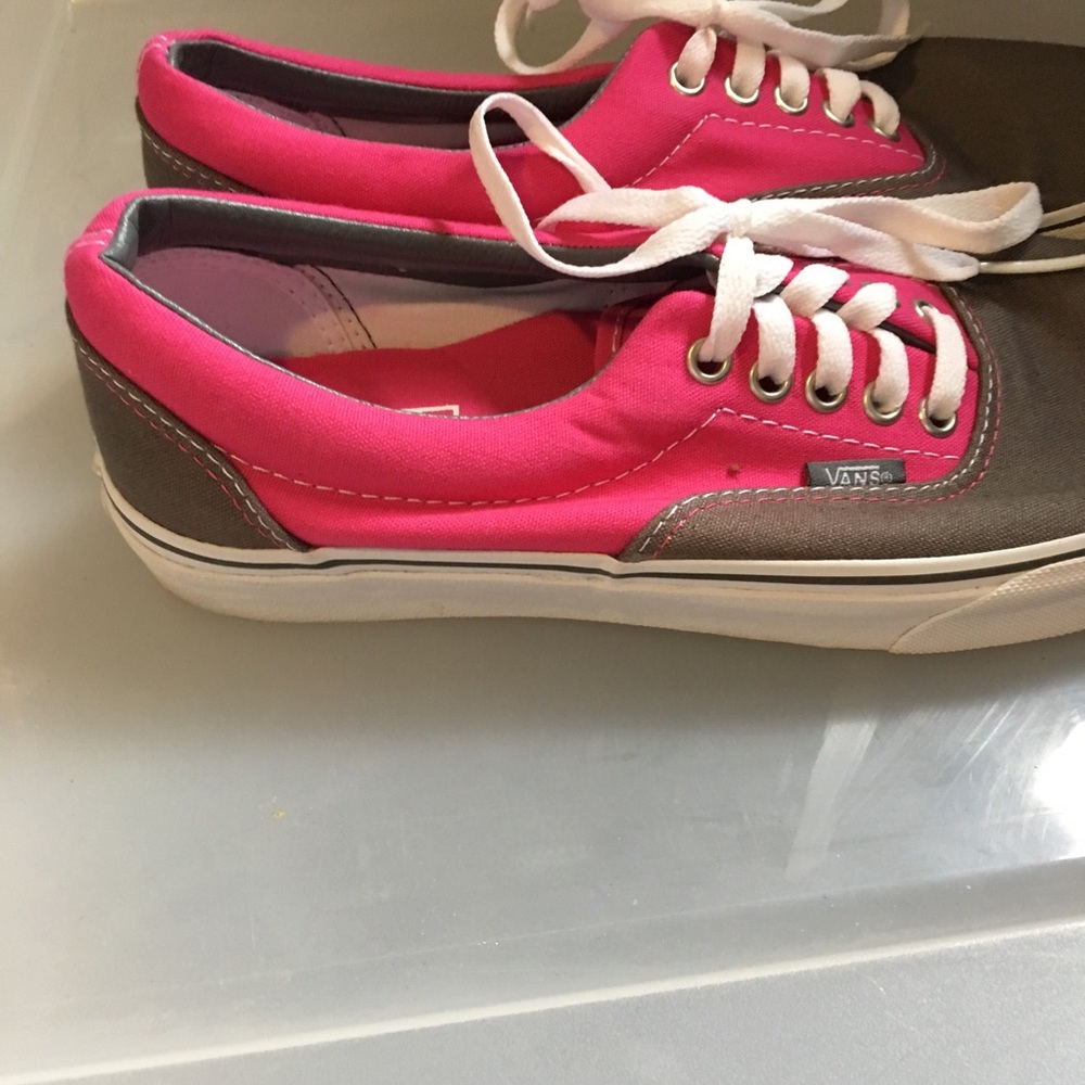 Vans era size 9.5